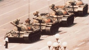 AL-wide-tiananmen-square-20121113184610883237-620x349