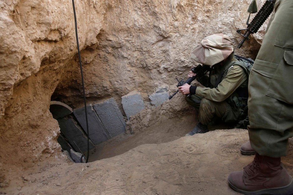 mideast-israel-pakestinians-tunnel-threat-1
